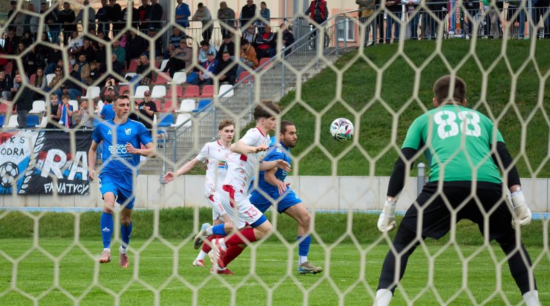 Odra bliżej IV ligi, Czarni triumfują, Sparta walczy (FOTO )